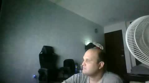 Snapshot of heavy_rebellxc chatting on October 13, 5:51 am Heavy Rebell online show from October 13, 5:51 am