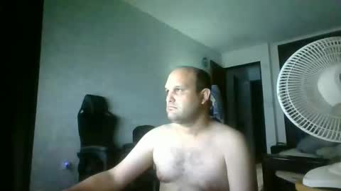 Snapshot of heavy_rebellxc chatting on October 21, 2:23 am Heavy Rebell online show from October 21, 2:23 am