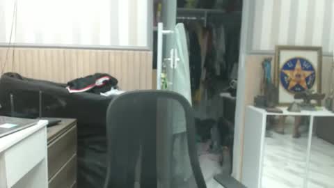 hebertgomes online show from January 8, 11:41 pm