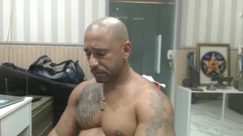 hebertgomes online show from January 11, 12:12 am