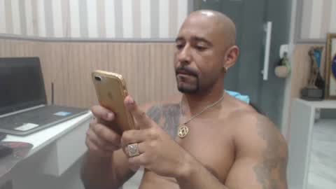 hebertgomes online show from March 5, 3:51 pm