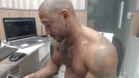 hebertgomes online show from September 14, 10:20 pm