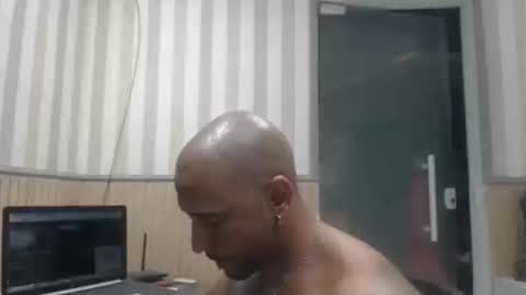 hebertgomes online show from September 22, 1:51 am