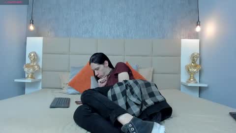 Keira Hecate online show from April 21, 7:06 pm