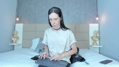 Keira Hecate online show from July 8, 7:29 pm