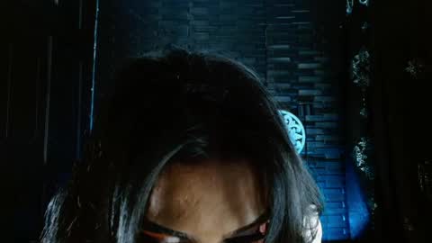 Snapshot of hecate_doll chatting on June 3, 2:33 pm hecate_doll online show from June 3, 2:33 pm