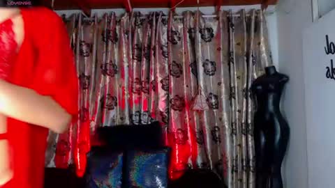 hecate_doll online show from July 24, 6:11 am