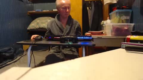 hedonista67 online show from December 31, 4:14 pm