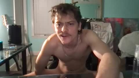 Snapshot of hedonisttwunk chatting on November 30, 7:01 am hedonisttwunk online show from November 30, 7:01 am