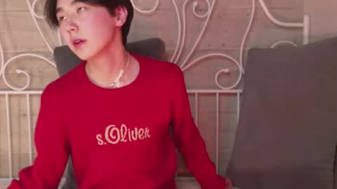 HEEJIN online show from October 2, 4:25 pm