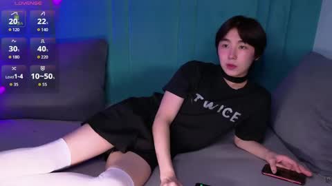 HEEJIN online show from March 22, 8:23 pm