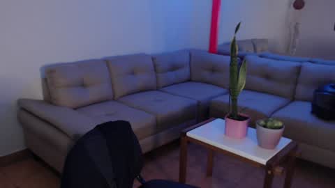 Snapshot of hefesto_69 chatting on December 2, 9:28 pm hefesto_69 online show from December 2, 9:28 pm