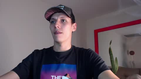 Snapshot of hefesto_69 chatting on December 8, 12:07 am hefesto_69 online show from December 8, 12:07 am