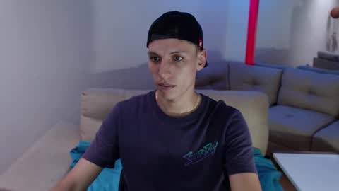 Snapshot of hefesto_69 chatting on March 3, 10:10 pm hefesto_69 online show from March 3, 10:10 pm