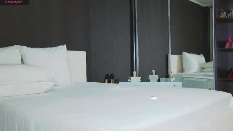 Helen online show from October 20, 11:10 am