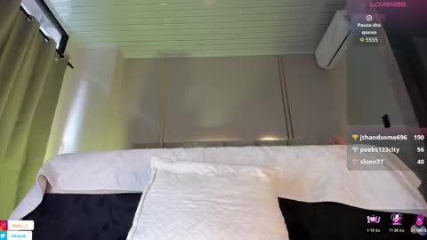 Heicel online show from November 15, 8:49 pm