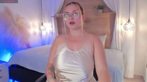 ANTARA REY online show from February 21, 7:21 pm