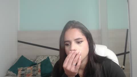 Heidy  online show from January 7, 2:51 pm