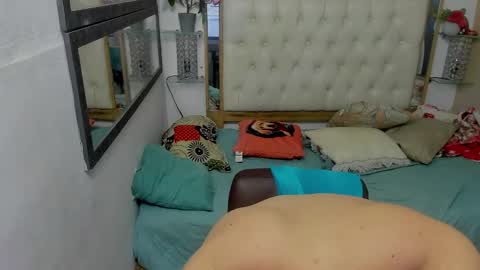 Snapshot of heiker_ chatting on November 29, 2:47 am heiker_ online show from November 29, 2:47 am