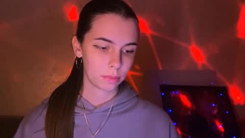 Heiley online show from December 6, 9:46 pm