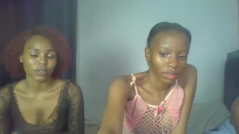 Snapshot of heilybunny chatting on April 21, 2:51 am heilybunny online show from April 21, 2:51 am