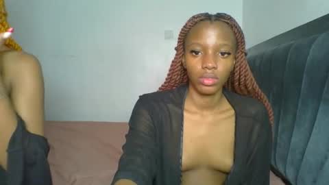 Snapshot of heilybunny chatting on May 12, 9:34 pm heilybunny online show from May 12, 9:34 pm