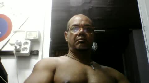 Snapshot of heistt chatting on June 24, 11:15 pm Heist Stein online show from June 24, 11:15 pm
