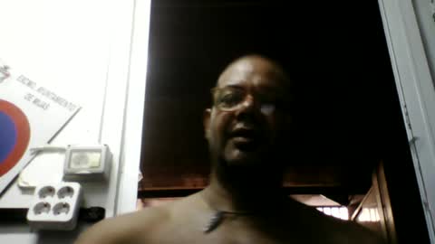 Snapshot of heistt chatting on July 2, 5:30 pm Heist Stein online show from July 2, 5:30 pm