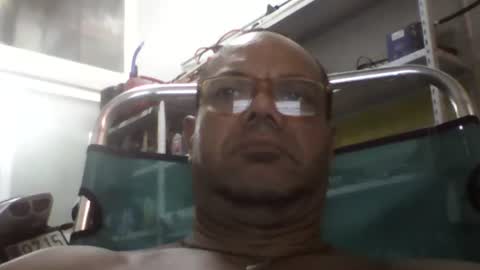 Snapshot of heistt chatting on July 14, 5:51 pm Heist Stein online show from July 14, 5:51 pm