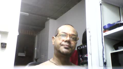 Snapshot of heistt chatting on July 23, 8:51 pm Heist Stein online show from July 23, 8:51 pm