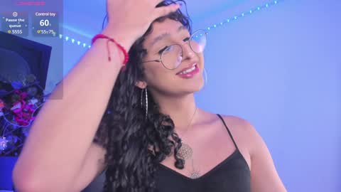 Heka Prudence online show from December 29, 3:11 am