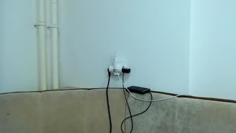 helen_adams_ online show from December 2, 2:30 pm