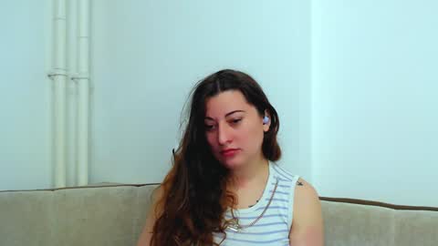 helen_adams_ online show from December 4, 5:49 am