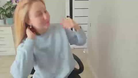 Helen sven online show from October 23, 8:35 am