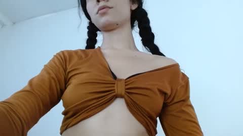 Snapshot of helena_hadler chatting on January 28, 9:08 pm -- EE -- online show from January 28, 9:08 pm