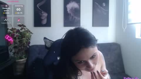 Snapshot of helena_olivet chatting on September 19, 11:00 am HELENA online show from September 19, 11:00 am