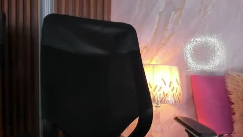 Helena Santos  online show from April 21, 4:56 pm