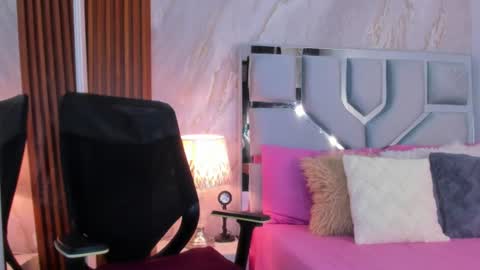 Snapshot of helena_santos01 chatting on June 16, 11:13 am Helena Santos online show from June 16, 11:13 am