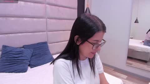 Helen online show from February 6, 12:16 pm