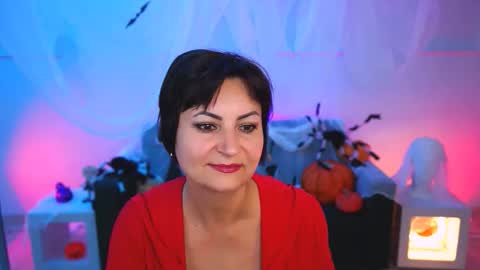 helenbeler online show from October 28, 5:22 am