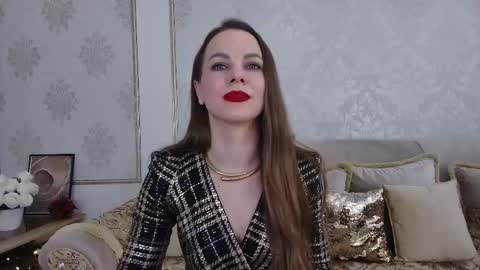 Snapshot of helenbenit chatting on February 18, 6:48 am Helen online show from February 18, 6:48 am