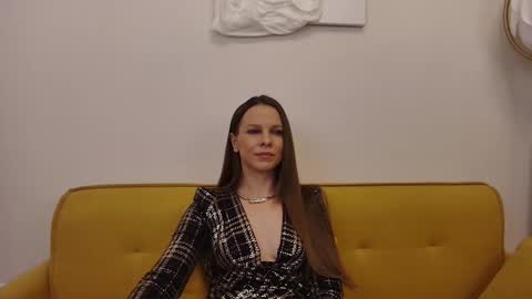 Helen online show from November 24, 1:55 pm