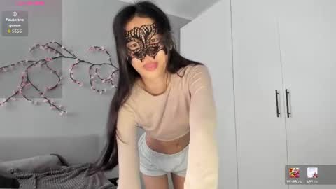 Hi I am Helen online show from July 18, 2:16 am