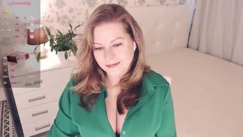 Helena Bonham online show from September 11, 5:29 am