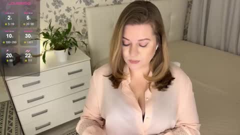 Helena Bonham online show from December 13, 9:53 pm