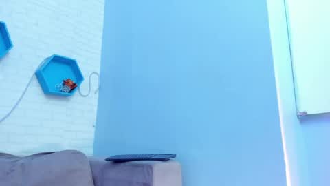    online show from February 18, 2:16 pm