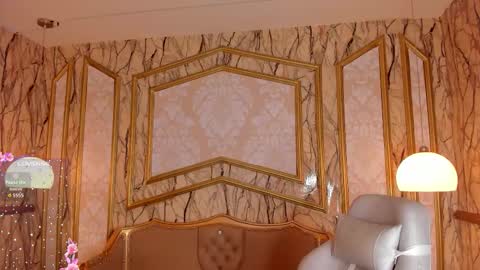 Helen or Hells online show from January 9, 12:08 pm