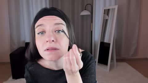 Snapshot of helentasty_ chatting on September 13, 2:33 am Helen online show from September 13, 2:33 am