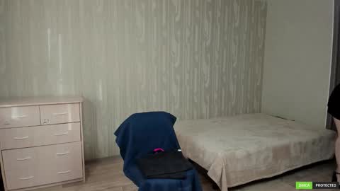 Snapshot of helentasty_ chatting on November 3, 3:30 am Helen online show from November 3, 3:30 am