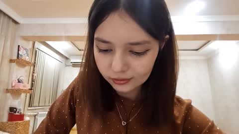 Alice online show from September 19, 7:25 pm